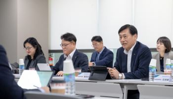 농협금융, 트럼프 2.0시대 자산운용 전략 토론