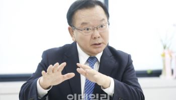 "지지율 하락은 '국민경고장'…이재명, '포용리더십' 보여줘야"