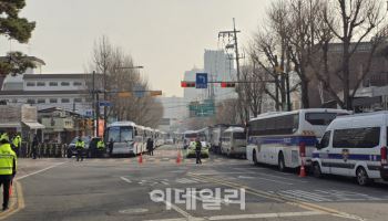 제2의 법원 폭동 막아라…경찰, `보호복·차벽` 경계 최대치