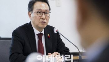 박민수 복지부 차관, 의료현장 점검…“연휴 노고에 감사”