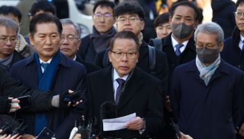 국회 측 "계엄=계몽령 궤변…부하에게 책임 전가"