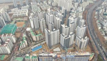 입주 넉달 남았는데…서초 메이플자이, 공사비 갈등 '날벼락'