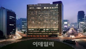 5년만에 급식업 도전장 내민 한화…인수자금 마련 변수 남아