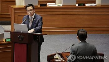 최 대행 “민생경제 어려워 추경 필요…국정협의회서 논의해야”