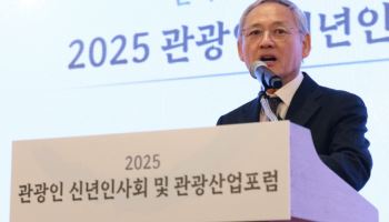 유인촌 장관 "올해 외래관광객 1850만명 유치 목표…새로운 도약의 기회로"