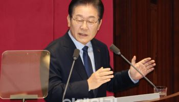이재명 "중산층 상속세 부담 완화할 합리적 방안 모색해야"
