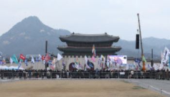 주말 서울 도심권서 집회·행진…경찰 "대중교통 이용" 당부