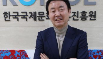 드라마 외주시장 확장 힘써…국회의원 거쳐 '고향' 문화계로[만났습니다]