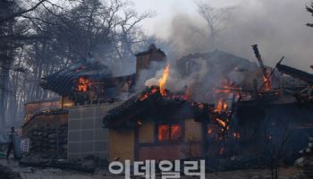 계속된 가뭄에 양간지풍까지…올해 봄철 대형산불 ‘초비상’