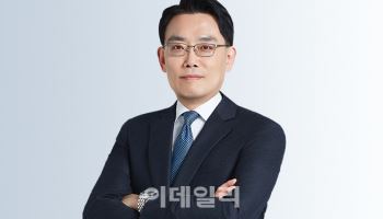 법무법인 YK, 판사 출신 송각엽·김택형 변호사 영입