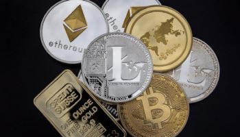 트럼프 한 마디에 휘청인 비트코인…8.8%↓