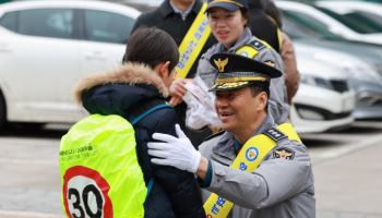 새학기 학교 찾은 서울경찰청장…“학폭·3대 신종 범죄 근절”