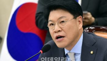 장제원 측 "여비서에 돈봉투 안 줬다" 강력 반발