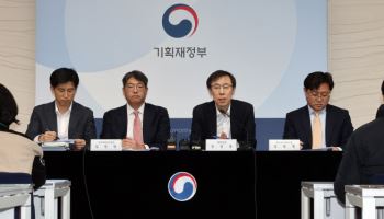 "최고세율·최대주주 할증 또 뒷전…더 전향적 상속세 개편 필요"