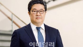 인수땐 1조 성과급, 회생 가니 침묵…김병주 책임론 확산