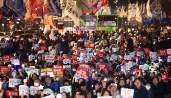 ‘尹 탄핵 선고 임박’…주말 도심 곳곳 찬반 집회 ‘절정’
