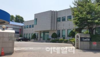 클라우드에어, 반도체 LDS장비 전문업체 에스엠아이 인수
