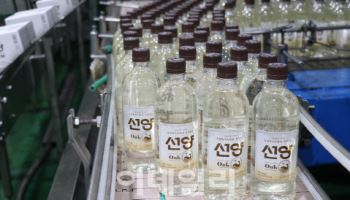 지금 세계는 K-소주에 열광…지역소주도 수출 날개