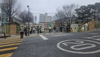 "빈틈없는 안전관리"…서울 자치구, 탄핵심판 선고 대비[동네방네]