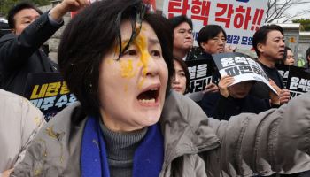 장기화하는 탄핵 정국, 격화된 정치권 갈등