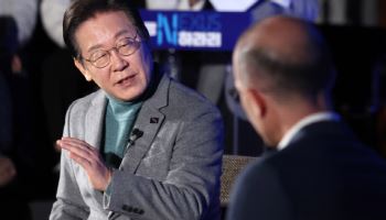 "나 공산주의자냐" 이재명, 하라리에 'K엔비디아' 묻자