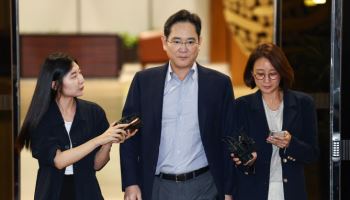 이재용 회장, 2년만 중국 방문…가장 먼저 찾은 곳은