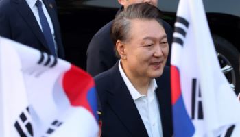 탄핵 장고의 시간, 尹에게 득될까…정치적 해석만 난무