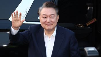다시 판치는 정치 테마주…방산·조선 제친 '이 종목'