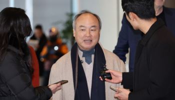 소프트뱅크, 'AI로봇 활용' 美 산업단지 건설 계획…"1470조원 투자"