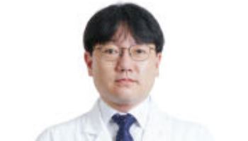 턱에서 ‘딱딱’ 소리가 난다면, 턱관절 점검해야
