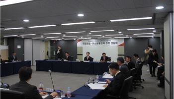 與 만난 여신업계 "지급결제 전용계좌 허용해달라"