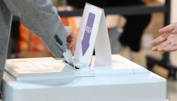 부산시교육감 재선거 개표…김석준 후보 앞서는 중