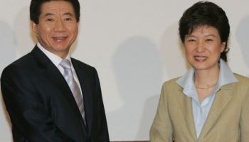 두번 경험한 대통령 탄핵 선고…盧·朴, 이후 행보 어땠나