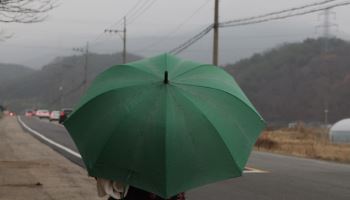 주말 수도권 최대 20㎜ 비…강풍도