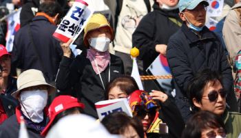 "민주당사 부수겠다"…탄핵에 화났다며 경찰에 전화한 40대