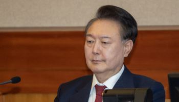 북, 尹 파면 무반응…朴 때는 2시간 만에 신속 보도 차이