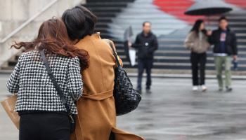 식목일 전국 봄비…낮 최고 기온 평년보다 낮아