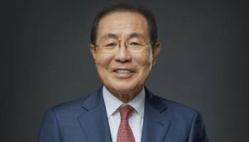 윤동한 한국콜마 회장, 산불피해 지원 성금 1억원 기부