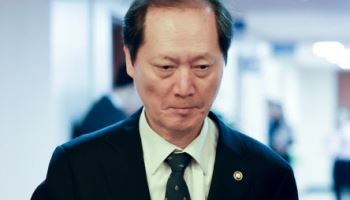 韓, 대통령몫 헌법재판관 지명에…민주 이용우 "헌법정신 짓밟아"