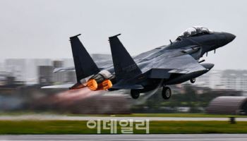 "아버지가 공안"...공군 전투기 도둑 촬영한 중국 고교생 진술