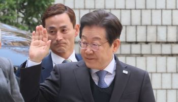이재명 "한덕수, 대통령 됐다 착각…권한 없다"