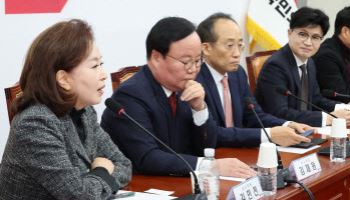 "윤석열, '날 왜 사살하려 했냐'는 한동훈에게 한 말"...면회 일화