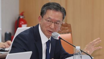 정성호 “한덕수, 尹과 함께 헌재 이용한 쿠데타 일으키려 한 것”