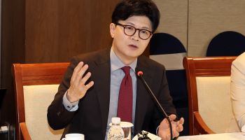 한동훈 "尹 탈당 왈가왈부는 아니라고 생각…계엄·탄핵서 모든 국민 고통"