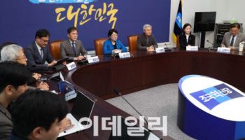 대선 후보 안 내는 조국혁신당 “민주당에 공동선대위 제안”