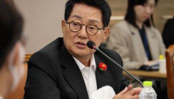 '새 길 찾겠다'는 尹…박지원 "찾지마라. 어차피 사형이나 무기"