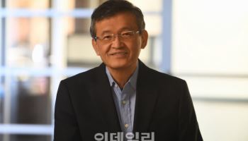 美 인텔 새 CEO의 첫 구조조정…자회사 지분 반값 매각