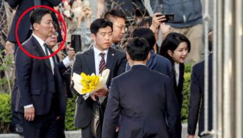 '경호 1순위' 韓 대신 尹에 붙은 김성훈, 돌연 사의 표명 왜?