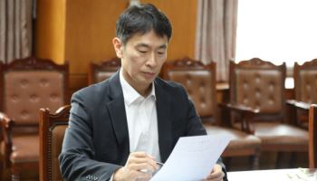 이복현 "경제 하방 압력 높아져 적극적 정책 대응 필요"