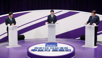 이재명 "지금 증세 바람직 안해" vs 김동연 "증세 얘기해야"